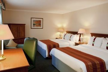 Holiday Inn Tong  Extérieur photo